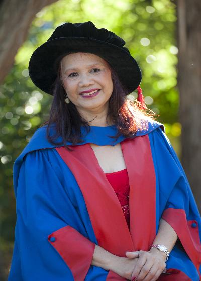 Rebecca Hudson on her graduation day,
                            University of Wollongong campus.
              12th December 2012.