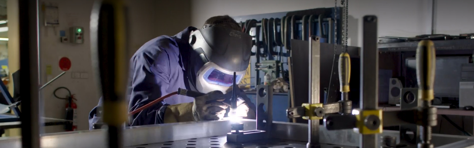 Facility for Intelligent Fabrication (FIF) University of Wollongong UOW