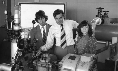 23rd September 1977. High school students visit Mechanical Engineering Laboratory during Schools Day