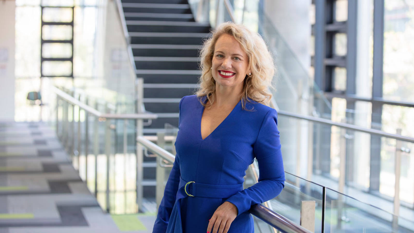 Riding the cyber highway - University of Wollongong – UOW