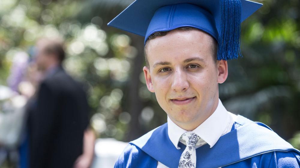 A portrait photo of UOW student Jozo Frankovic