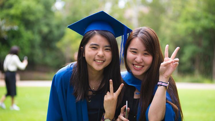 Graduating students Financial assistance ISP