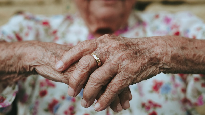 Image of hand of an elderly woman