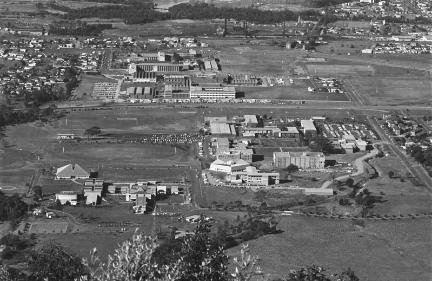 Aerial image of the University of Wollongong in 1976. This image is black and white.