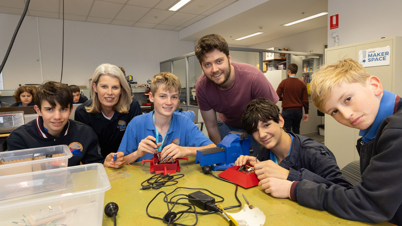 High school students at UOW Makerspace