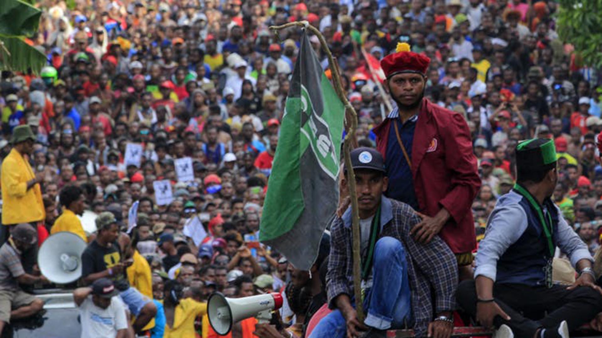 Large crowd of protesters in West Papua. Picture: Frans/EPA