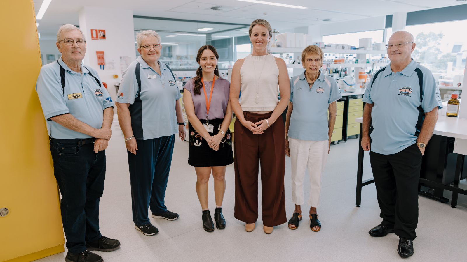 Representatives of the Illawarra Cancer Carers with UOW Molecular Horizons research assistant Chelsea Penney and Associate Professor Katrina Green. Photo: Michael Gray