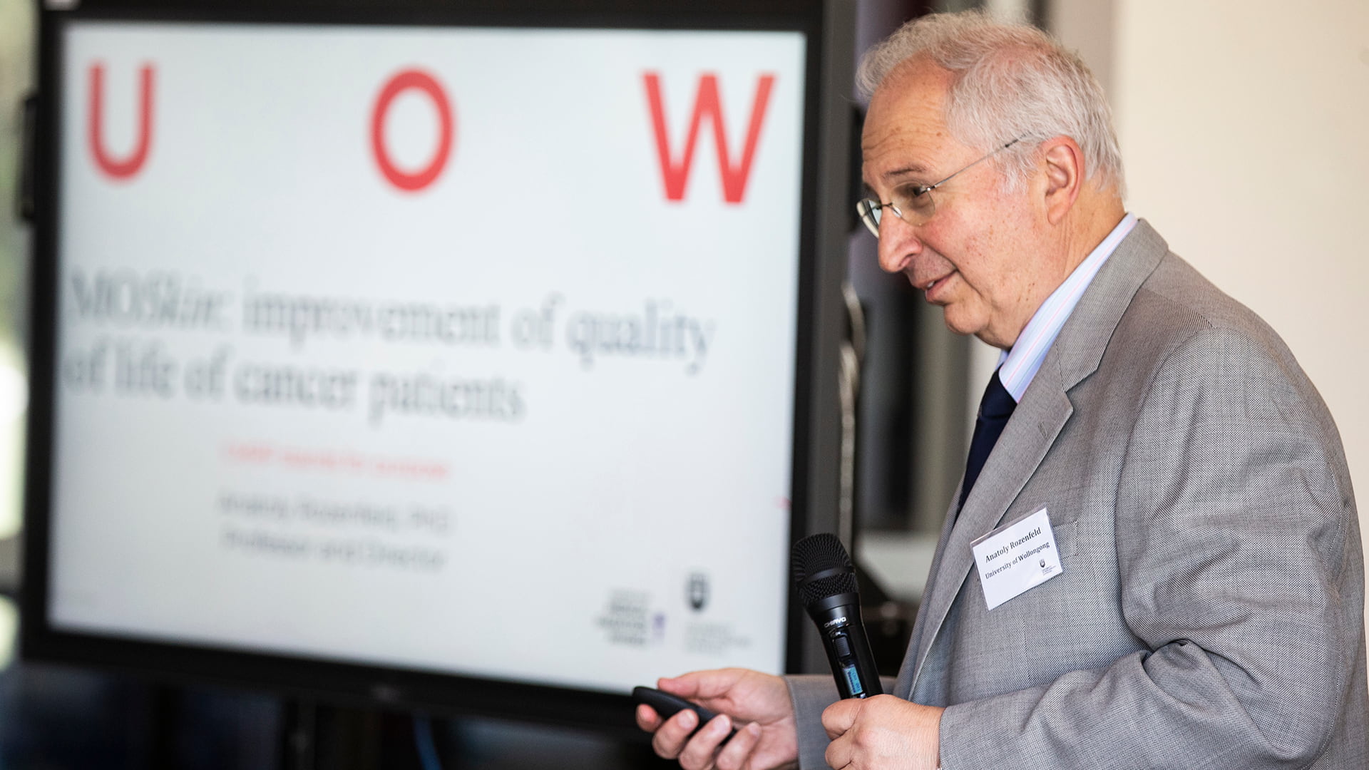 Professor Anatoly Rozenfeld at the MOSkin spinout launch in November 2019