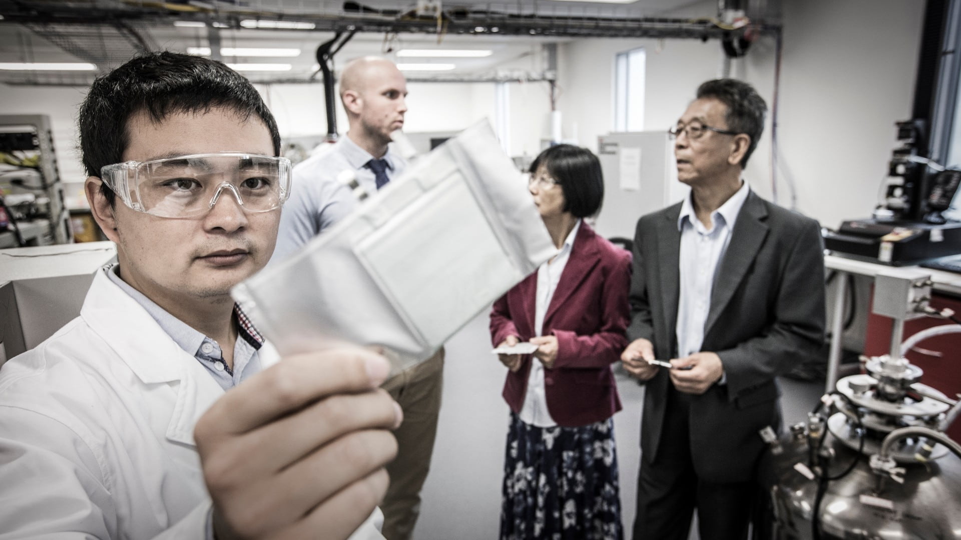 UOW’s Institute for Superconducting and Electronic Materials (ISEM), which has a well-established world reputation in energy storage materials research will develop a pilot-scale sodium materials production facility to prototype and develop the modular and expandable battery packs.