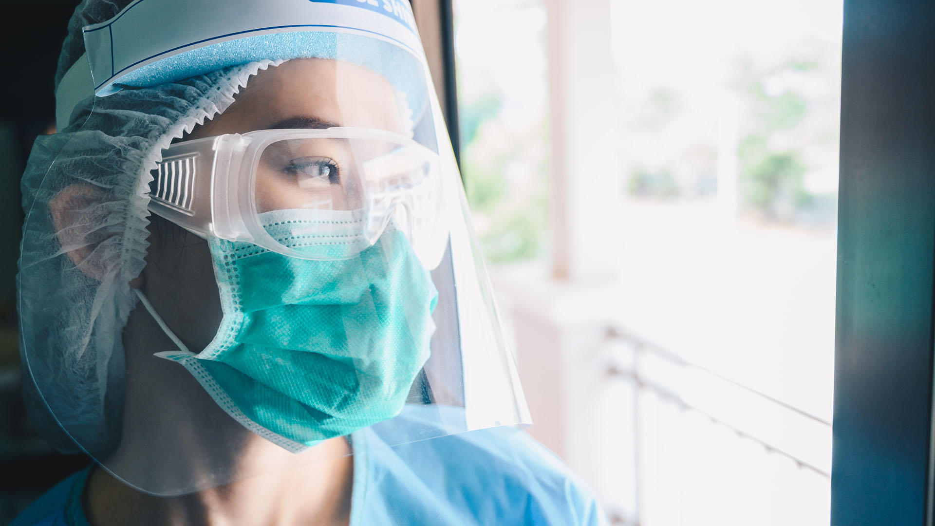 A nurse wearing PPE