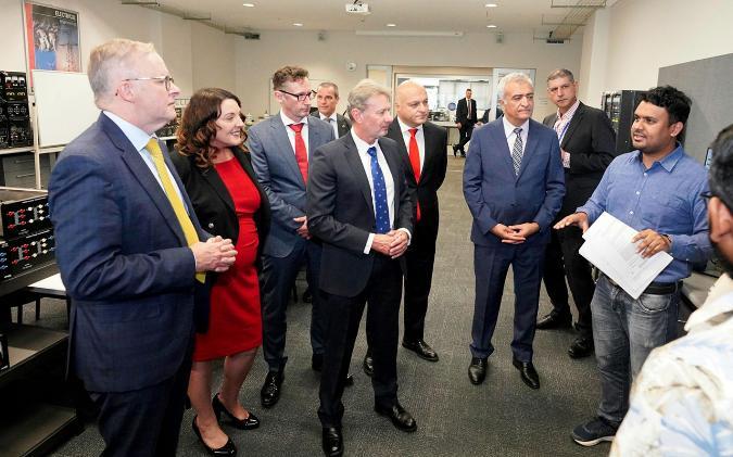 During his visit, Prime Minister Albanese visited labs in the SMART Infrastructure Building and met with students and staff.