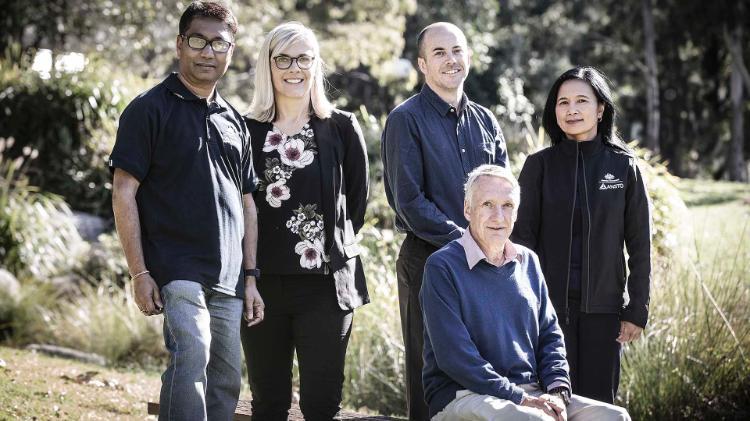 Dr Debashish Mazumder (ANSTO), Associate Professor Kerrylee Rogers (UOW), Ms Atun Zawadzki (ANSTO), Dr Jeffrey Kelleway (UOW), and Professor Colin Woodroffe (UOW).