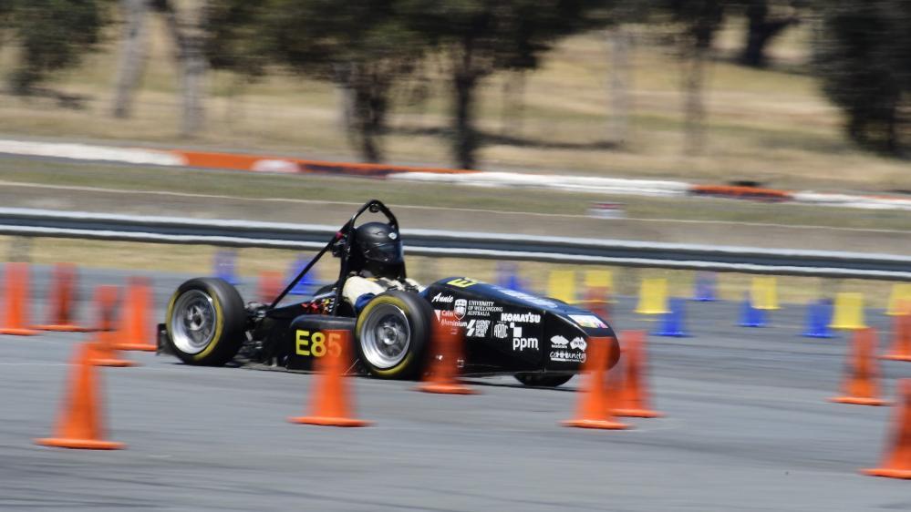 UOW Motorsport wins second place at Australasian formula car race