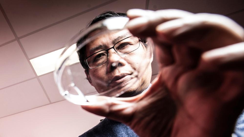 Distinguished Professor Xiaolin Wang, Director of UOW’s Institute for Superconducting and Electronic Materials (ISEM) and the node leader and theme leader of ARC Center of Excellence in Future Low Energy Electronics Technologies
